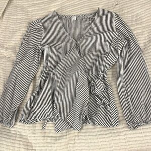 Old Navy Black and White Long Sleeve Wrap Blouse
